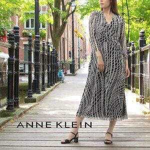 NWT! ANNE KLEIN Women's M Black & White Print "Riley" Wrap 3/4 Sleeve Midi Dress